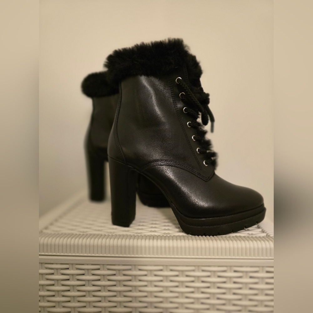 DKNY Darcy Laceup Waterproof Booties